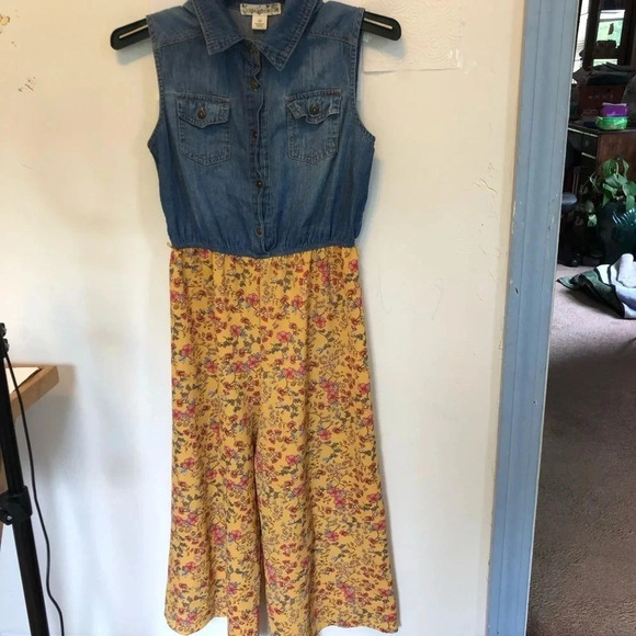 Girl jumpsuit - Picture 1 of 3